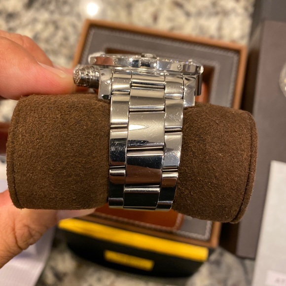 Breitling Super Avenger Tungsten Gray Dial Watch - Picture 4 of 11